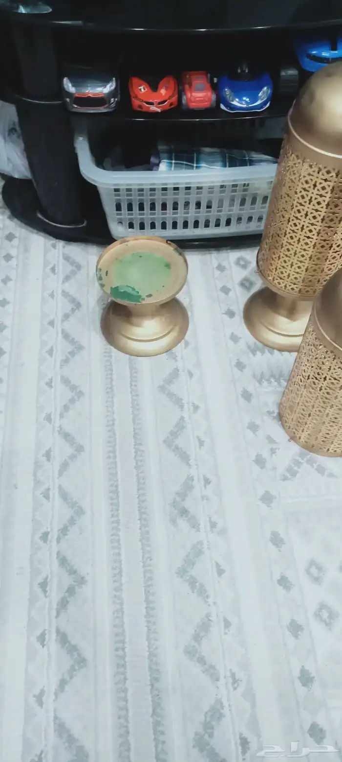 فانوس شموع ذهبي مستعمل للبيع 0