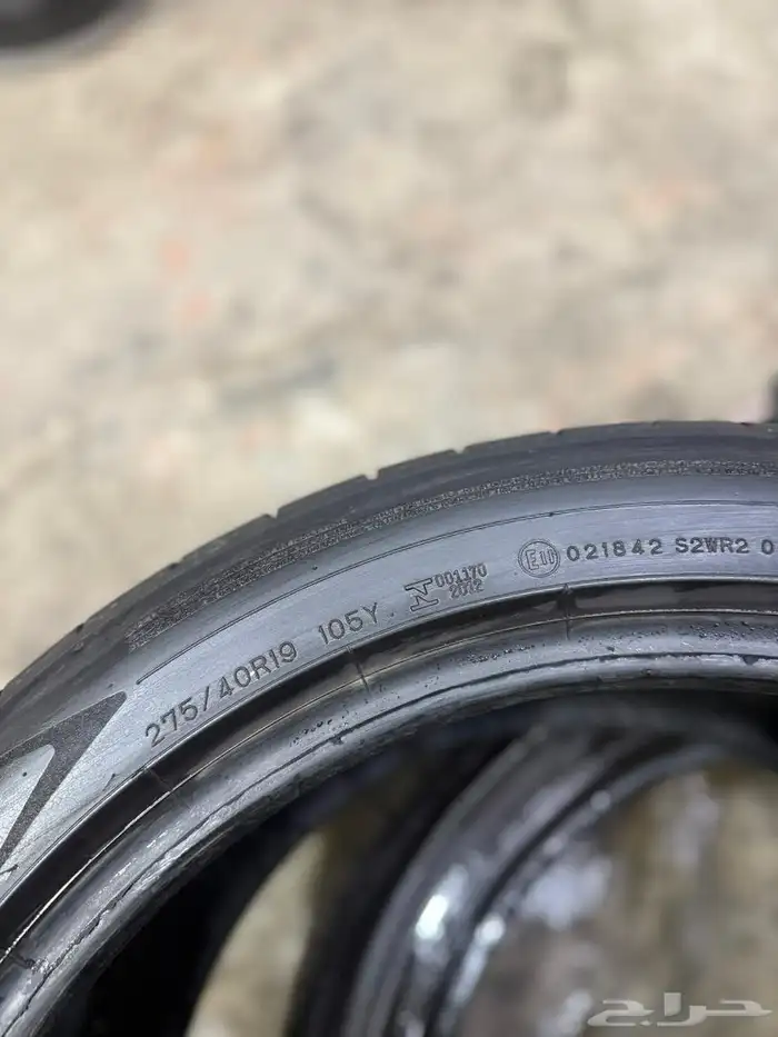 طقم كفرات دنلوب ياباني مقاس خلفي275 40 19مقاس امامي245 45 19 0