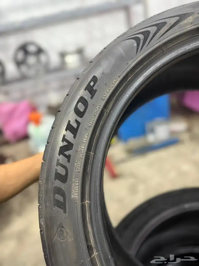 طقم كفرات دنلوب ياباني مقاس خلفي275 40 19مقاس امامي245 45 19 1