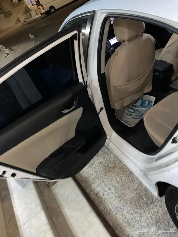 قابل للتفاوض سواء للبدل بسياره 7 مقاعد او البيع 11