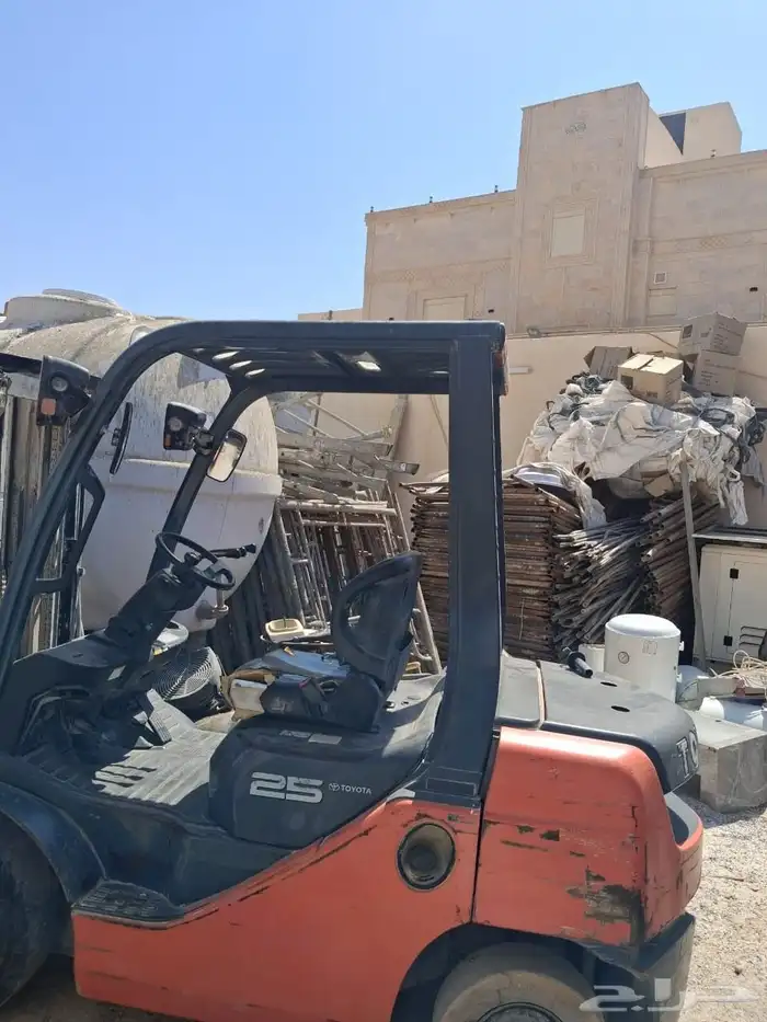 تقديم خدمات تاجير رافعات شوكية ومعدات بجميع مناطق المملكه 5
