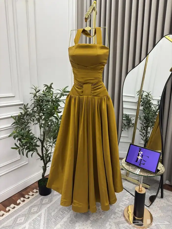 فساتين فخمة بتصاميم أنيقة وجودة عالية  تناسب المناسبات 32