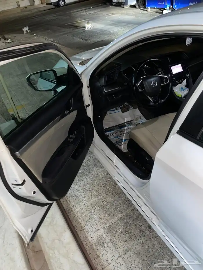 قابل للتفاوض سواء للبدل بسياره 7 مقاعد او البيع 10