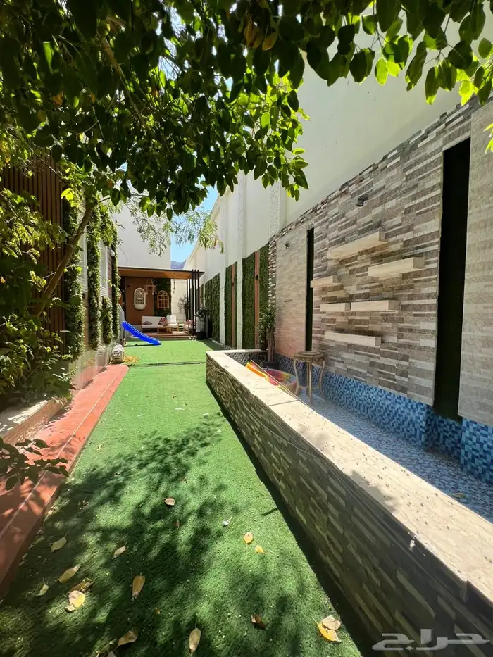 فيلا للبيع بالمدينة حي التلال 13