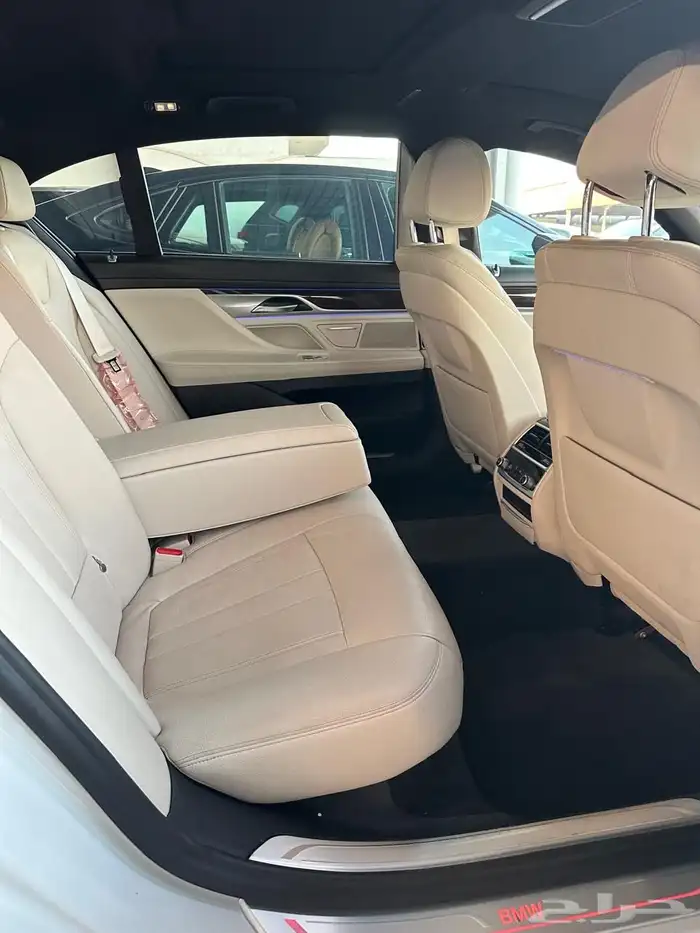 BMW730 2021 ناغي 7