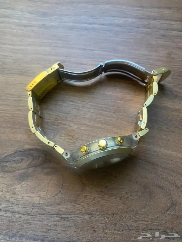 ساعتين نساء للبيع 2