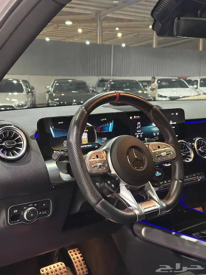 مرسيدس GLB35 2023 AMG فل كامل . رصد الفخامة 16