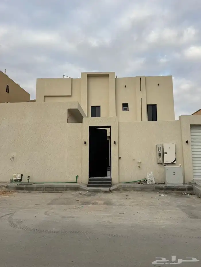 للبيع ( دور 3 شقق ) جديدة باليرموك 5