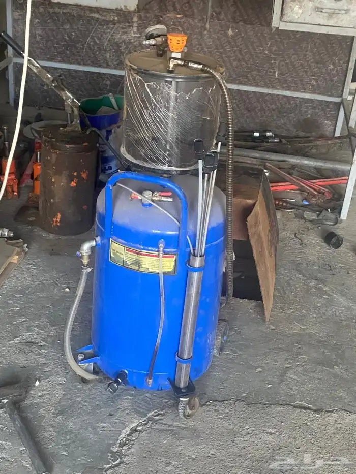 مكينة بنشر ومكينة وشفط زيت 2