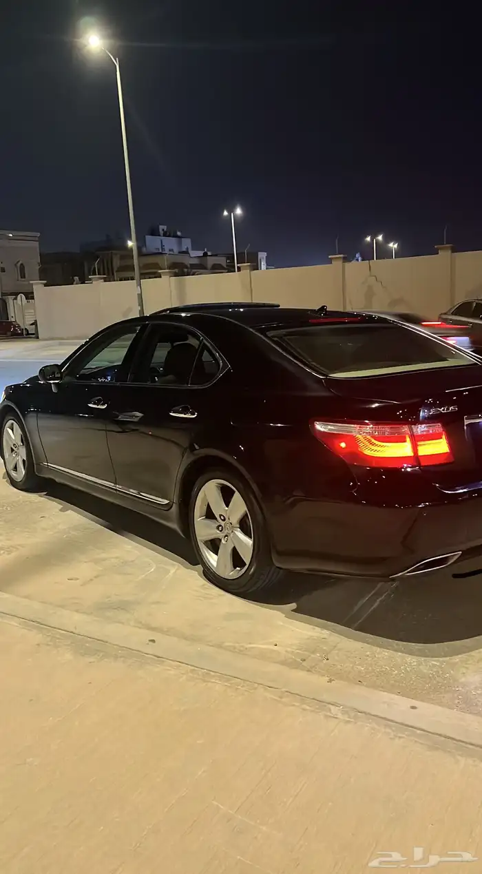 لكزس LS460 1