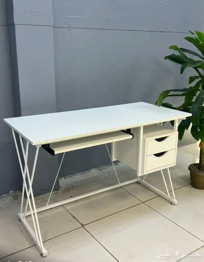 مكتب مكتب حديث ومعاصر بألوان مختلفة 1