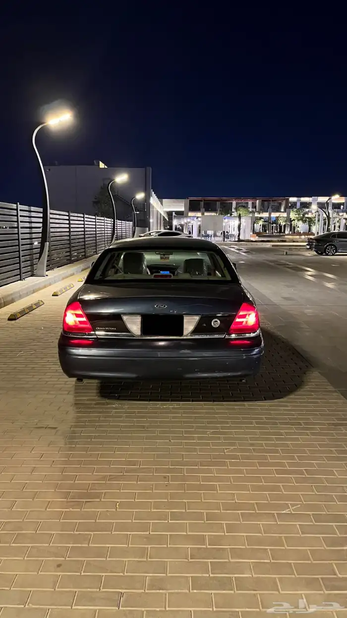 فورد فكتوريا 2011 7