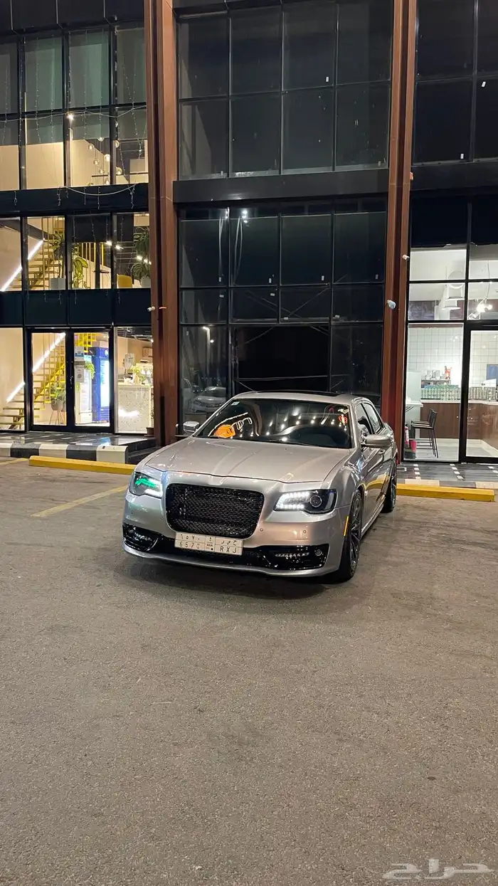 كلايسلر 2014 5.7 للبيع او البدل 7