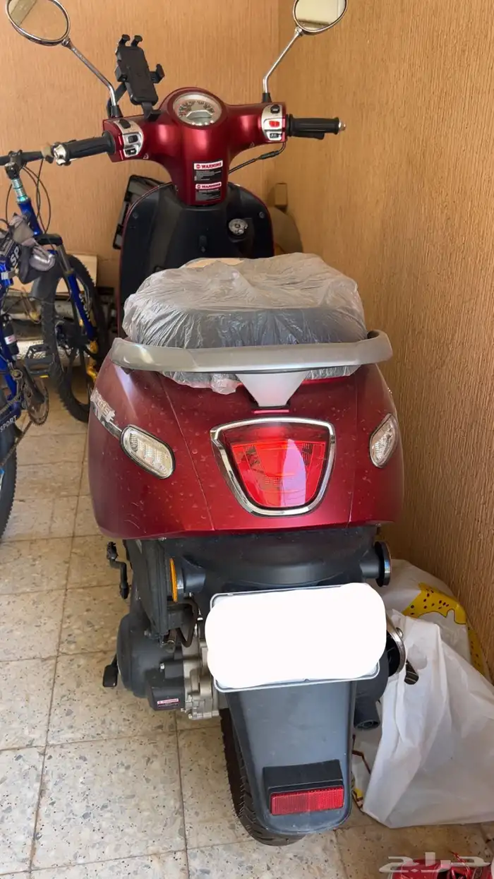 دباب فيسبا كرزي 2025 2