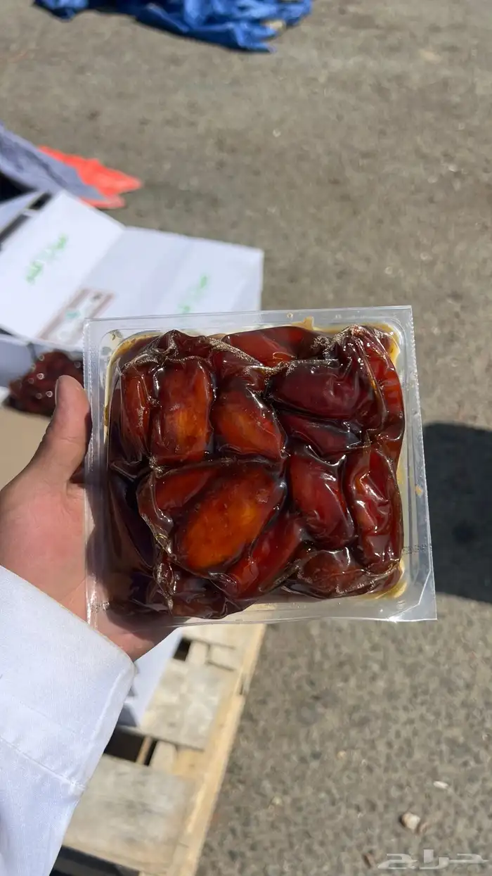 للبيع تمر حبه كبير نص 1