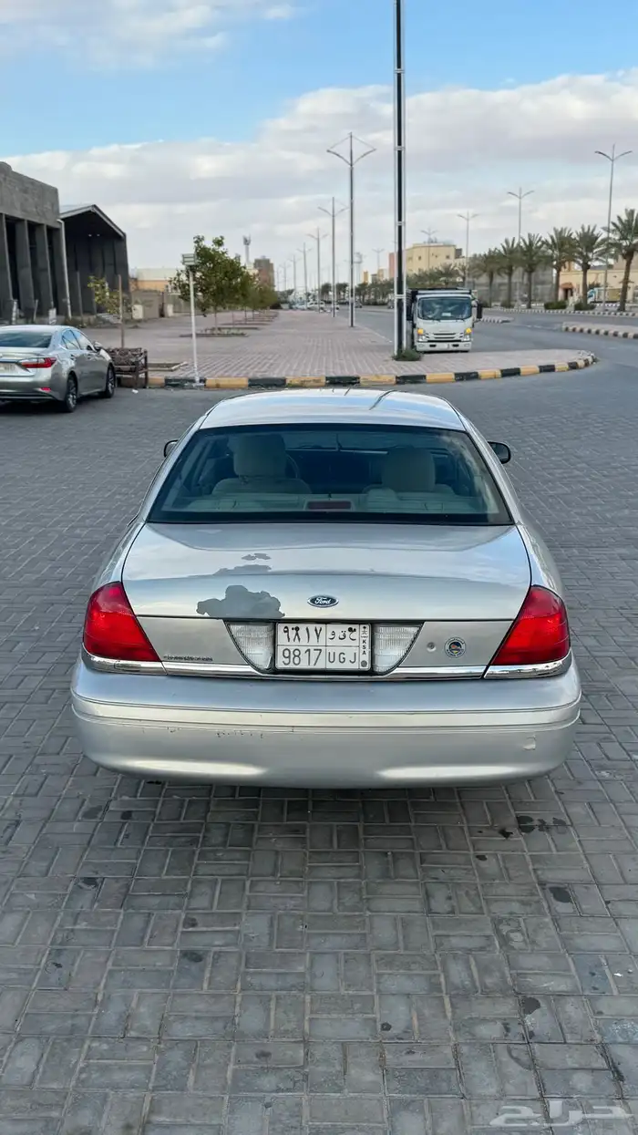 فورد فكتوريا 2006 مطور شخصي اللون سمني بدي بلد مجدد ومفحوص 8