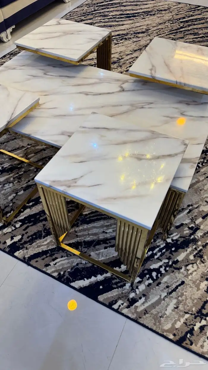 طاولة كبيرة رخام مع 4 طاولات خدمة رخام و طاولة استقبال رخام 6