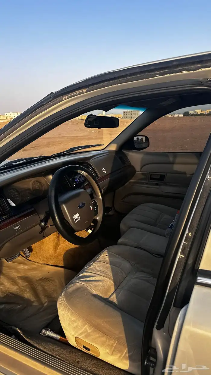 فورد فكتوريا 2009 14