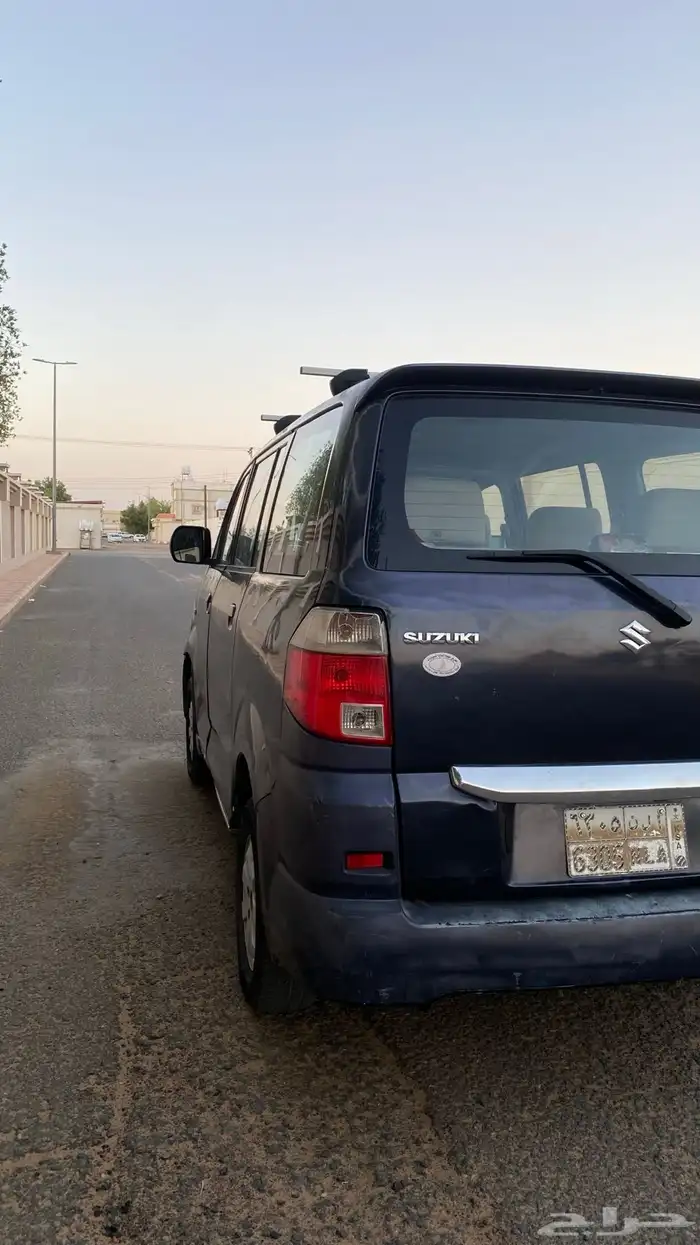 باص سوزوكي 2009 قير تماتيك 0