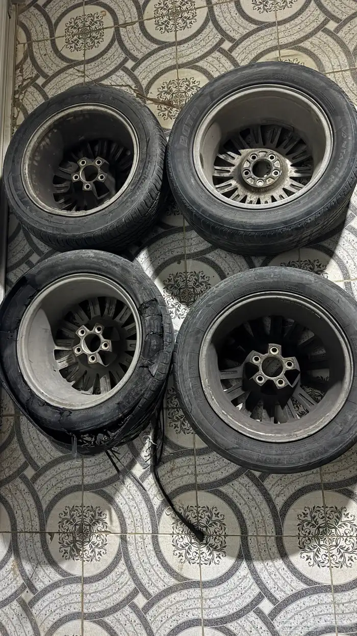 جنوط فورد ماركيز تم البييع 4