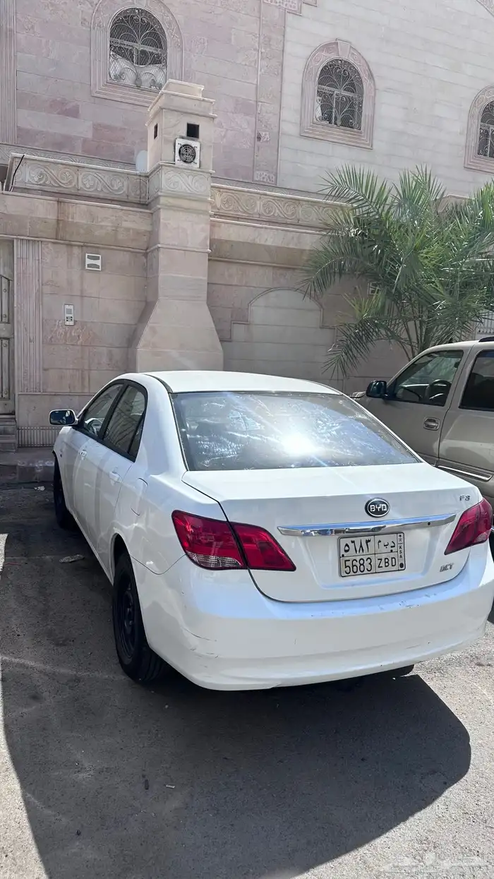 للبيع بي واي دي f3 3