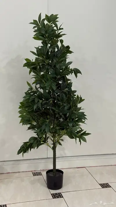 شجرة صناعي شبه جديد استخدام بسيط 0