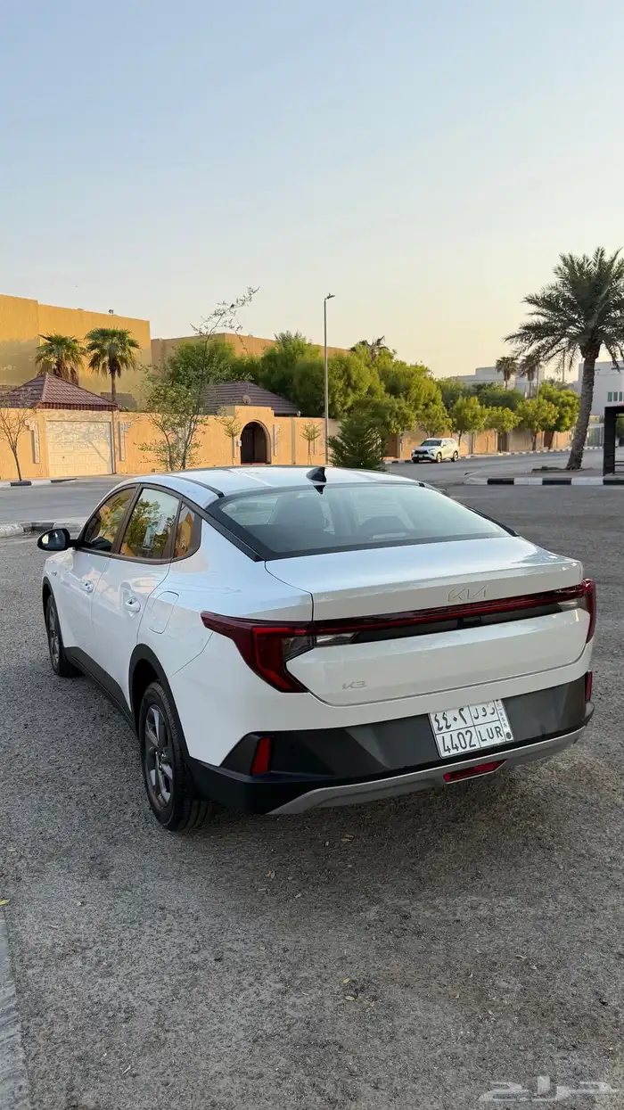 للبيع كيا K3 2024 عداد 23 الف 7