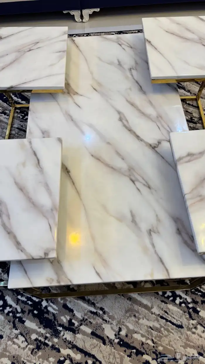 طاولة كبيرة رخام مع 4 طاولات خدمة رخام و طاولة استقبال رخام 5