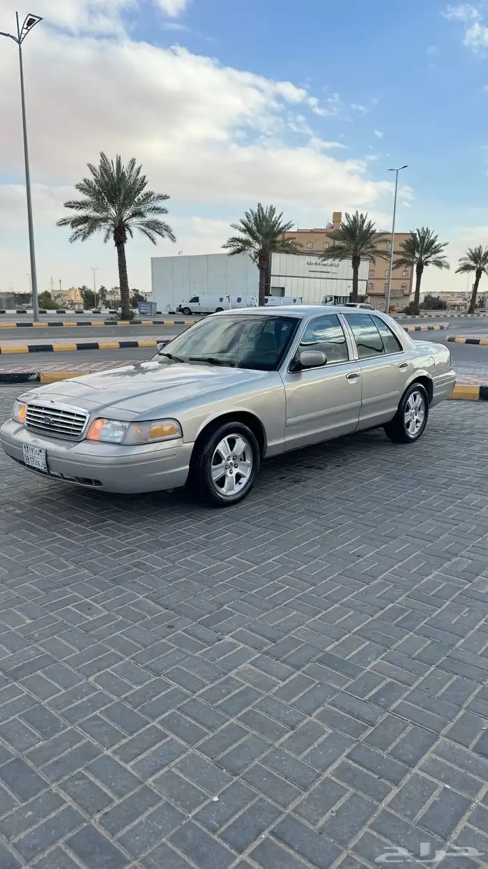 فورد فكتوريا 2006 مطور شخصي اللون سمني بدي بلد مجدد ومفحوص 0