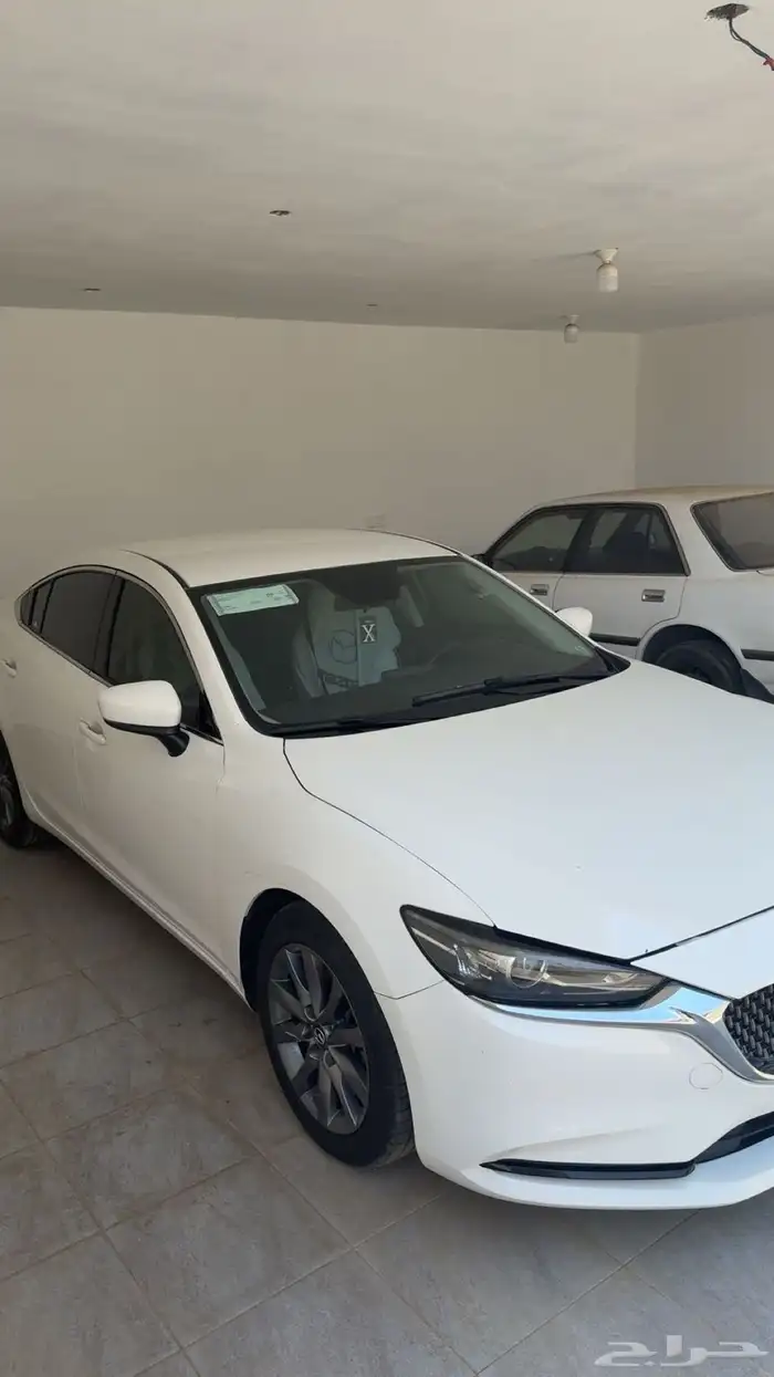 مازدا 2023 ابيض ماشيه 41 ألف 3