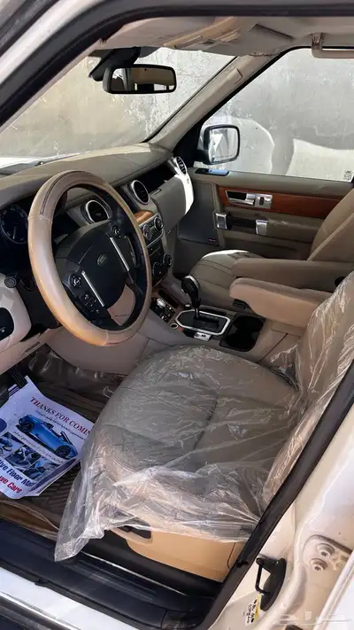 للبيع جيب لاندروفر LR4 6 سلندر موديل 2010 index