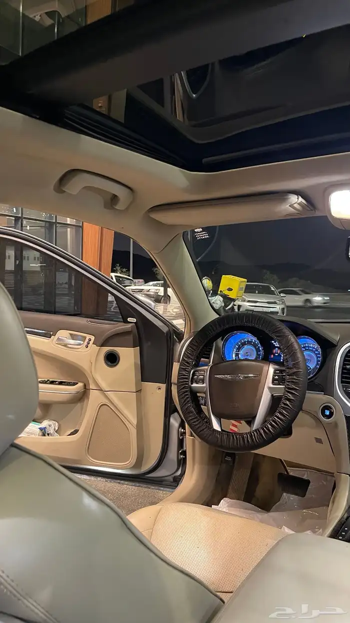 كلايسلر 2014 5.7 للبيع او البدل 23