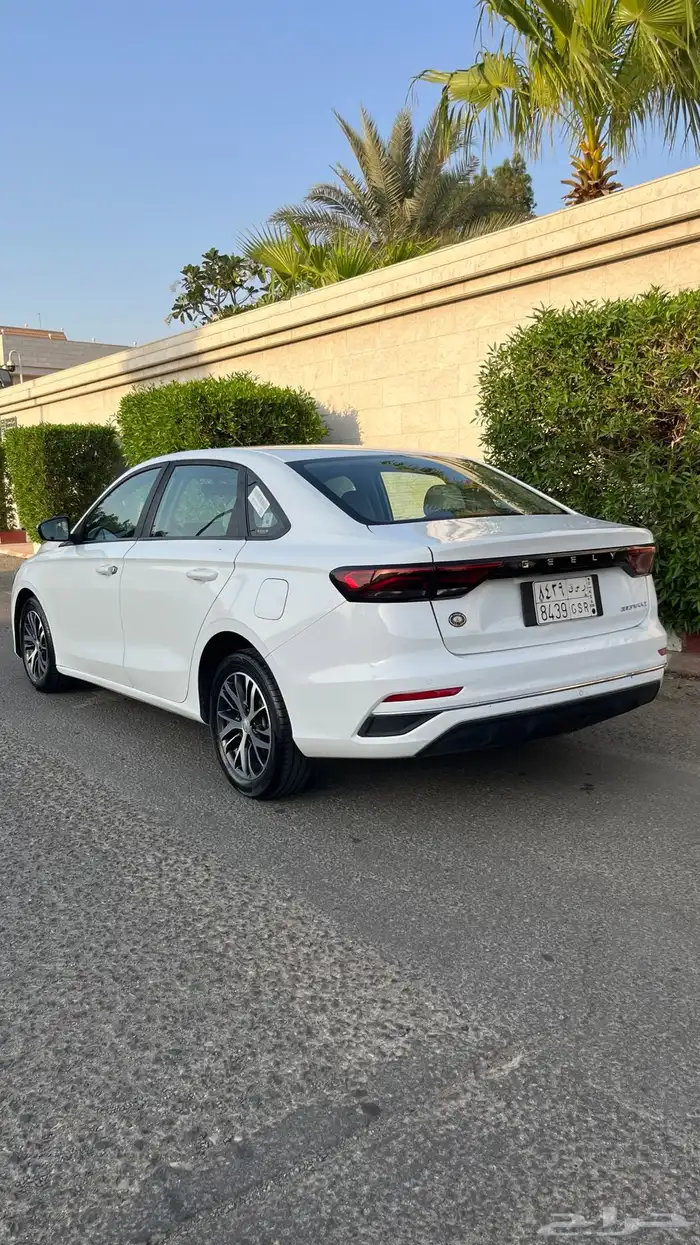 جيلي امجراند 2023 نظيييفة للبيع 7