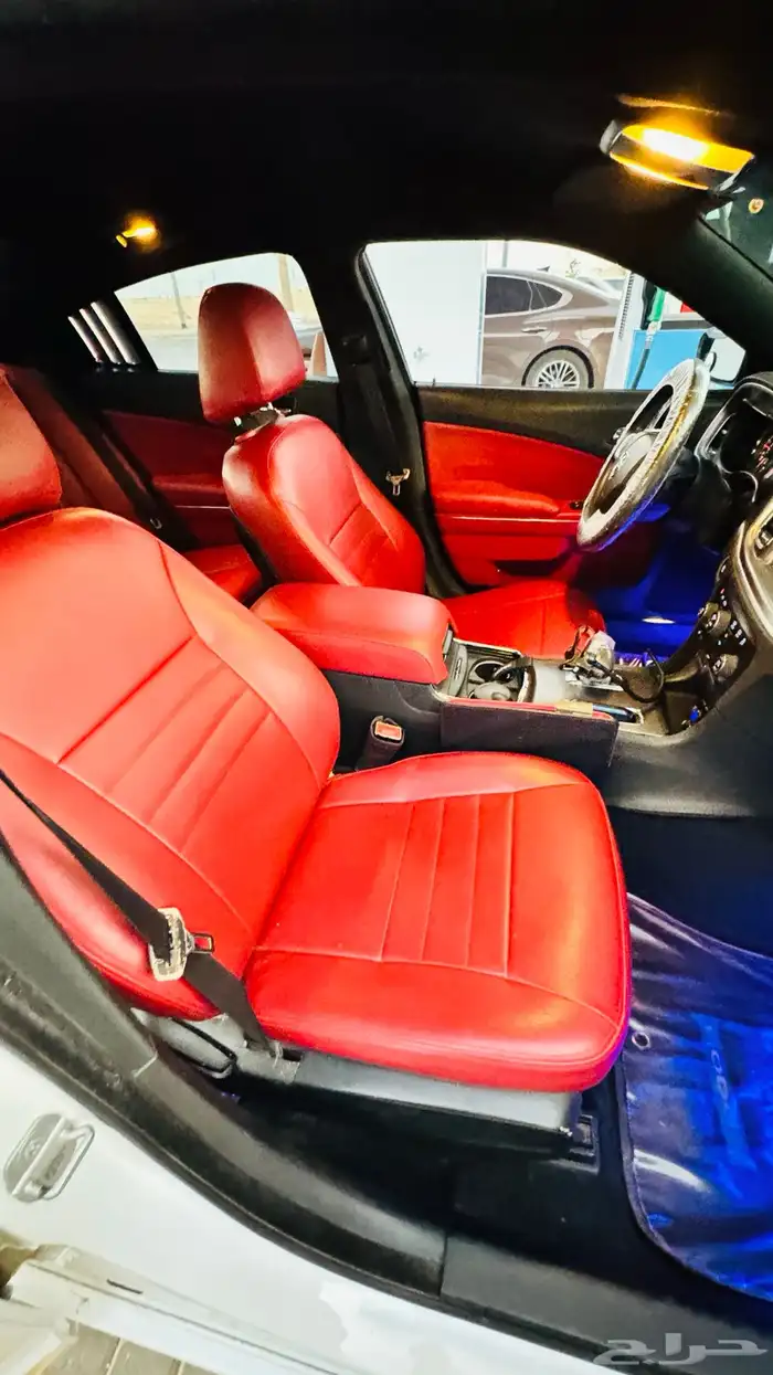 دودج تشارجر 2014   6 سلندر 15