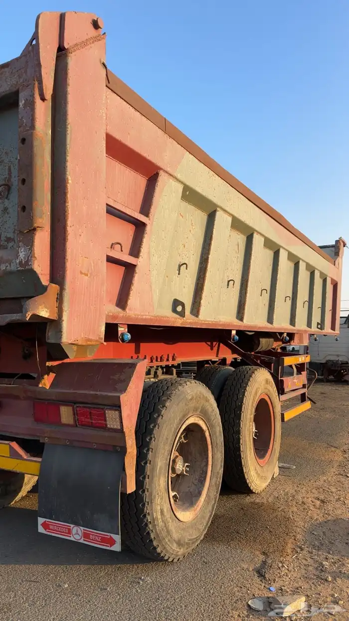 صندوق قلاب نضيف للبيع 0