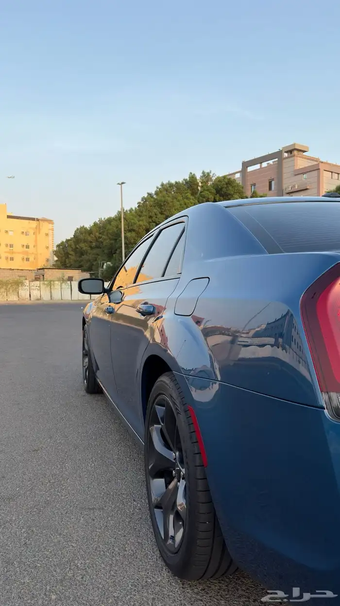 كرايسلر 300s 2023 9