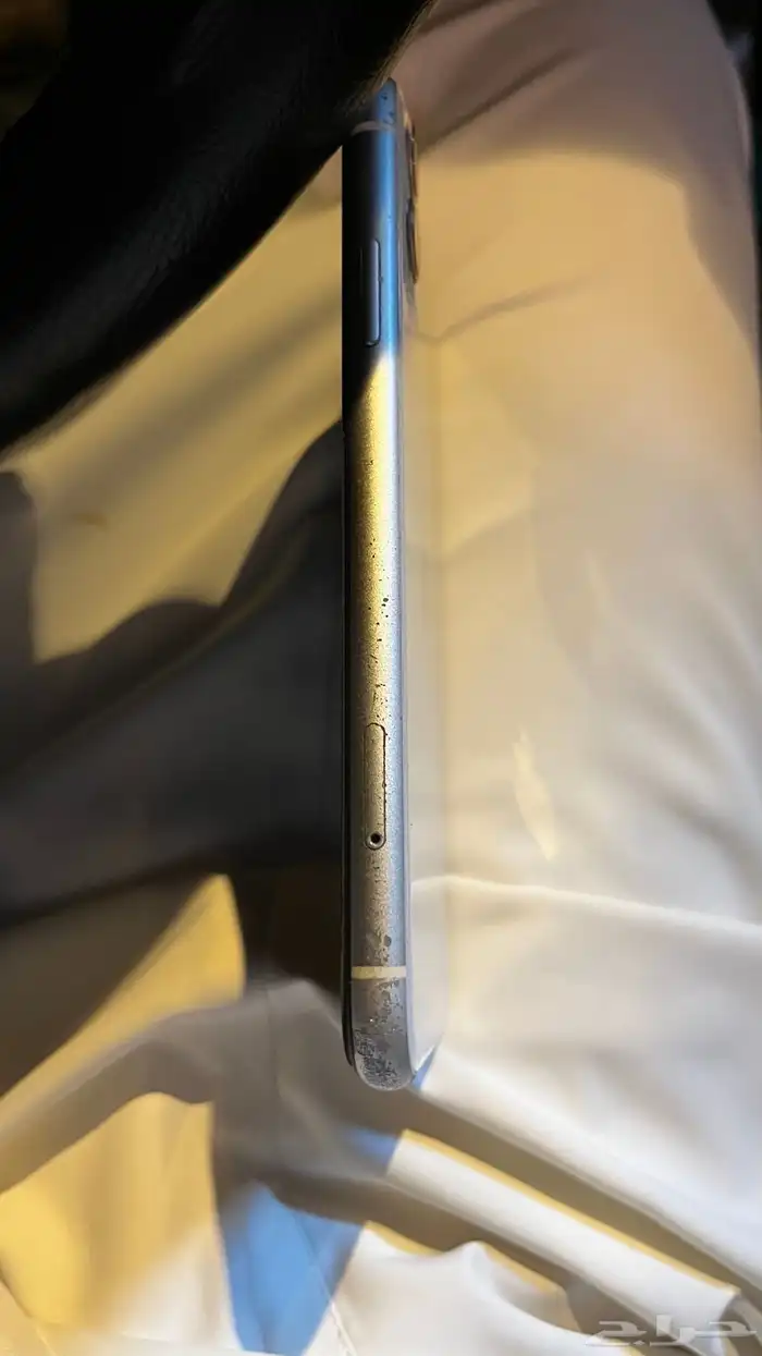 ايفون 11 4
