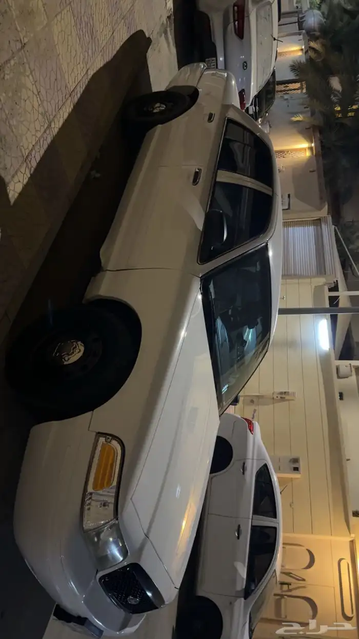 فورد فكتوريا 2011 للبيع 2