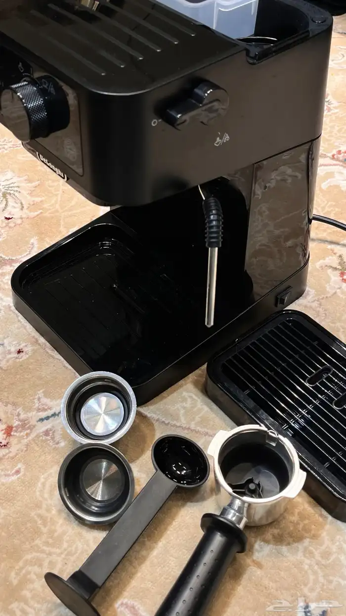 مكينة قهوة ديلونجي ستيلوسا 8