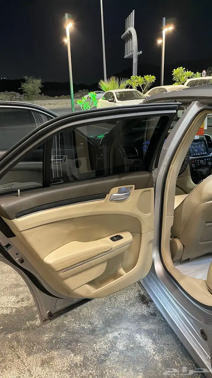 كلايسلر 2014 5.7 للبيع او البدل 13