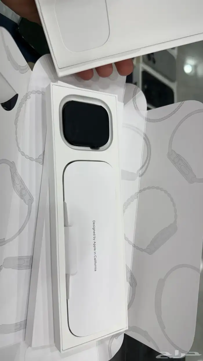 ساعه ابل 11. مقاس 46 0