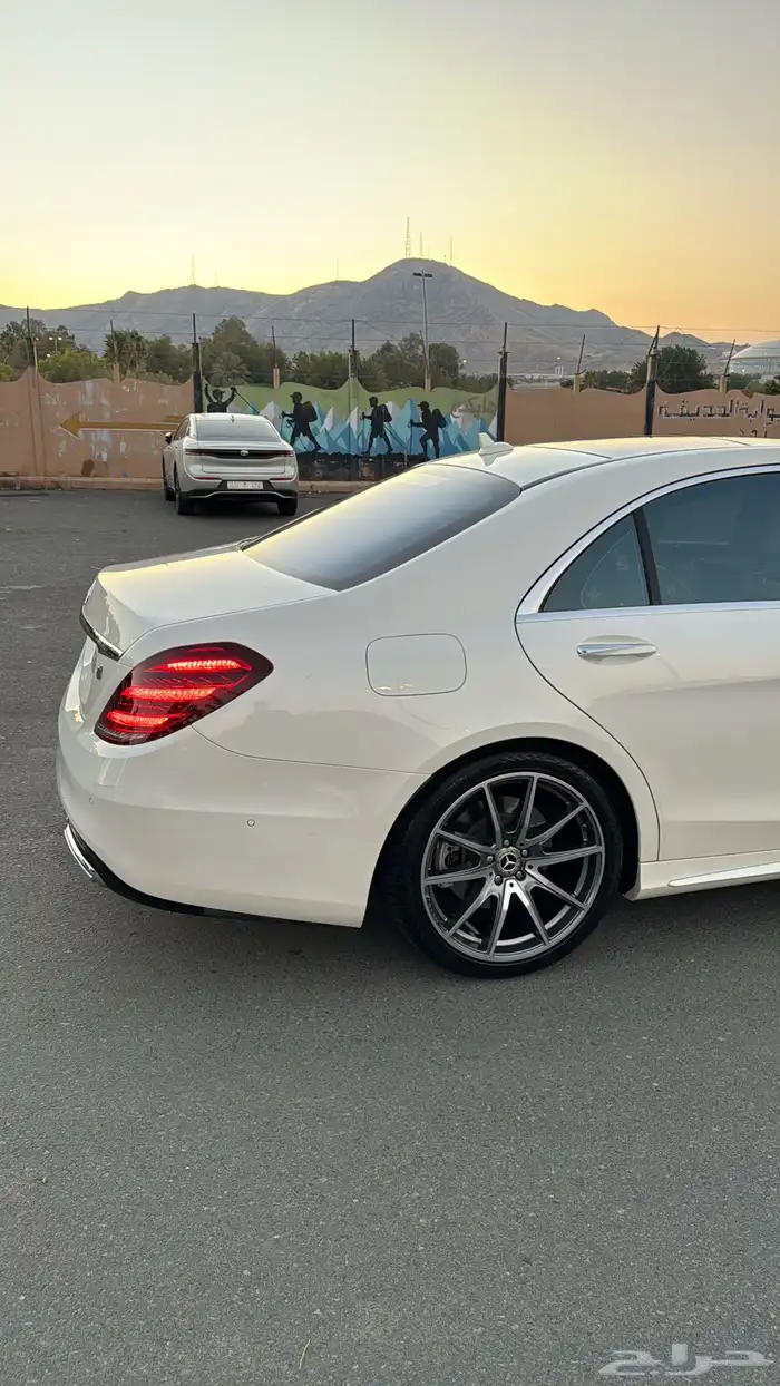 مرسيدس 2018 جفالي s560 فل كامل AMG 6