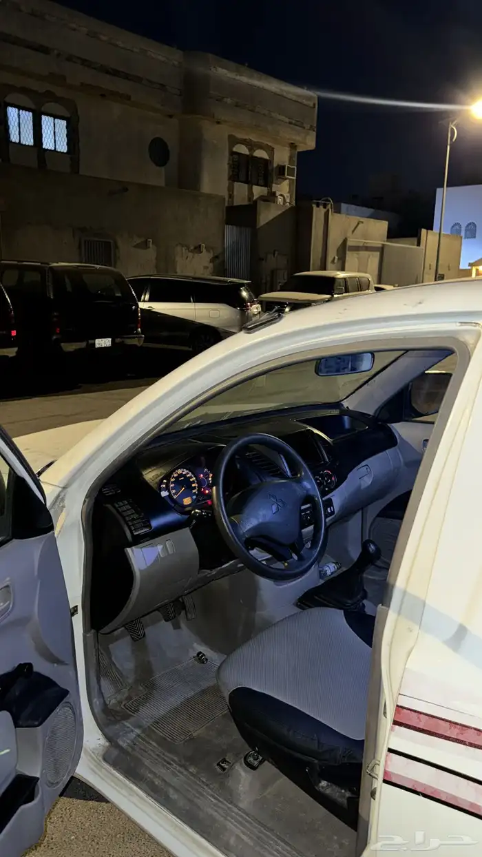 ونيت مستبيشي بنزين 2007 نضيف وكاله لايجي إلا الصامل 6