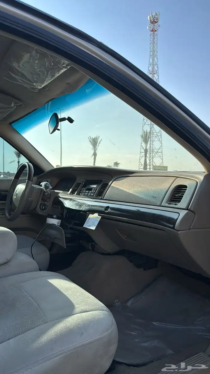 فورد ماركيز 2011 8