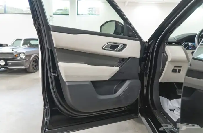 رانج روفر فيلار Range Rover Velar P250 S موديل 2022 16