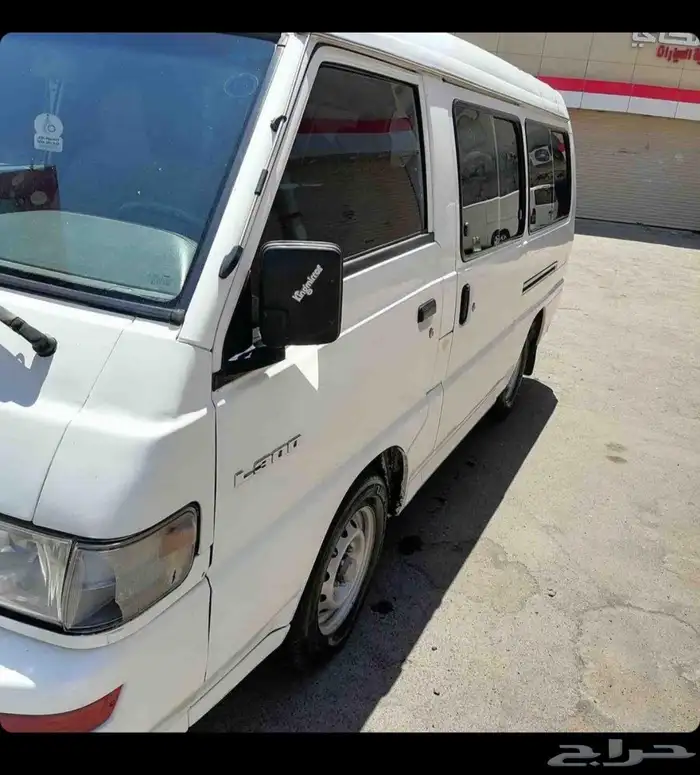 باص متسوبيشي L300 1