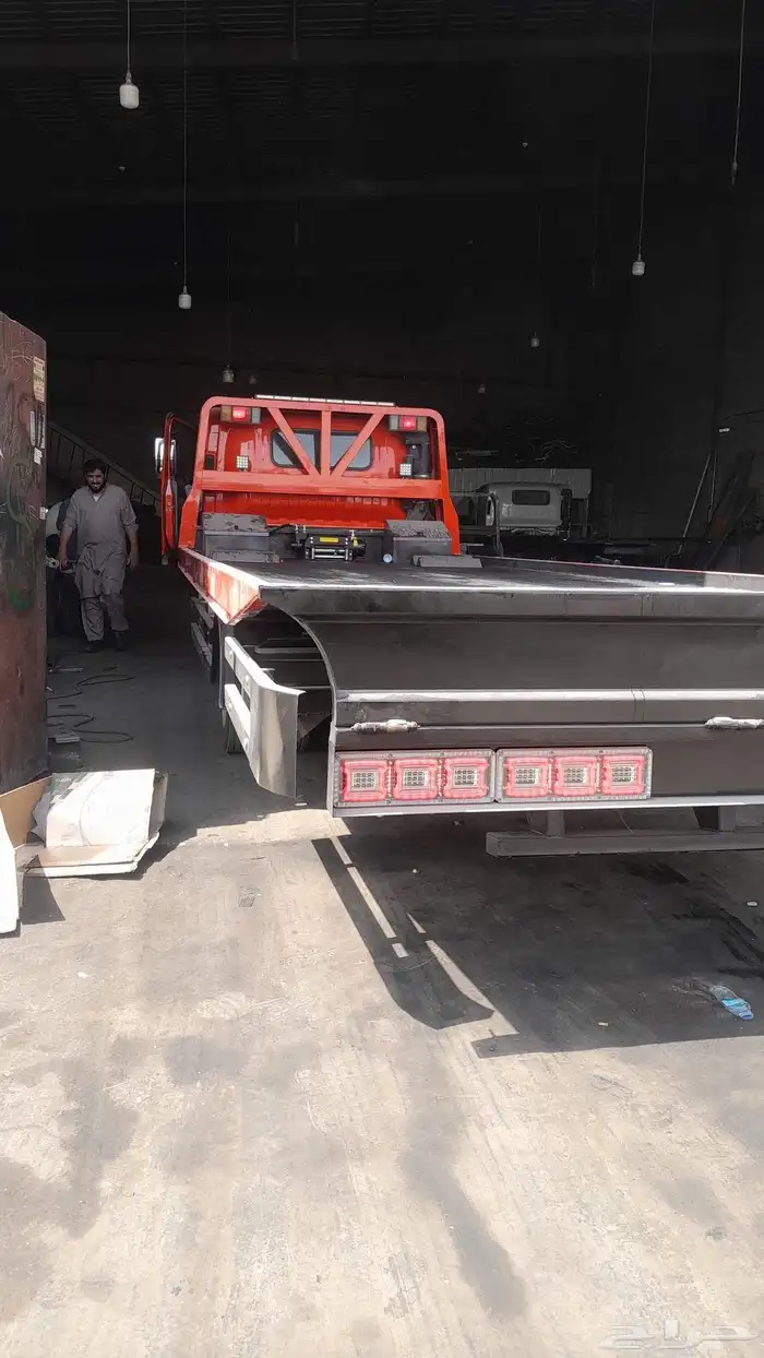 سطحة هيدروليك لنقل جميع السيارات داخل وخارج الرياض 0