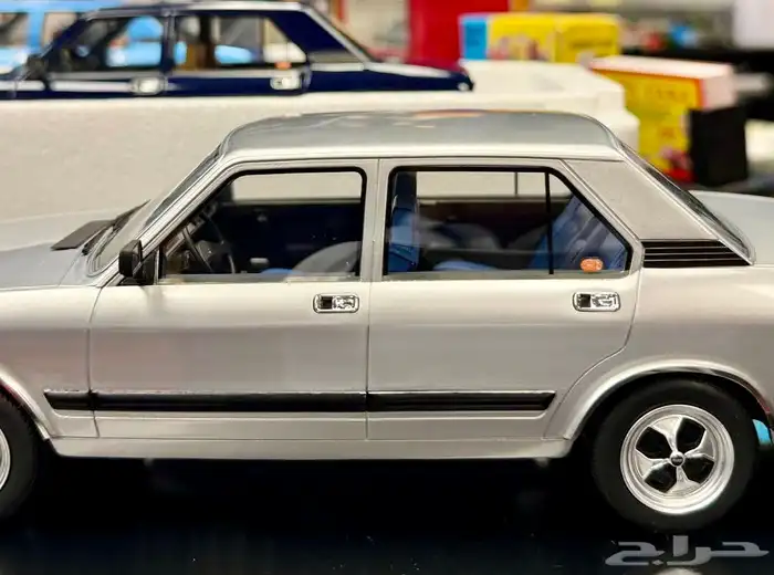 مجسم سيارة FIAT 132 موديل 1979 3
