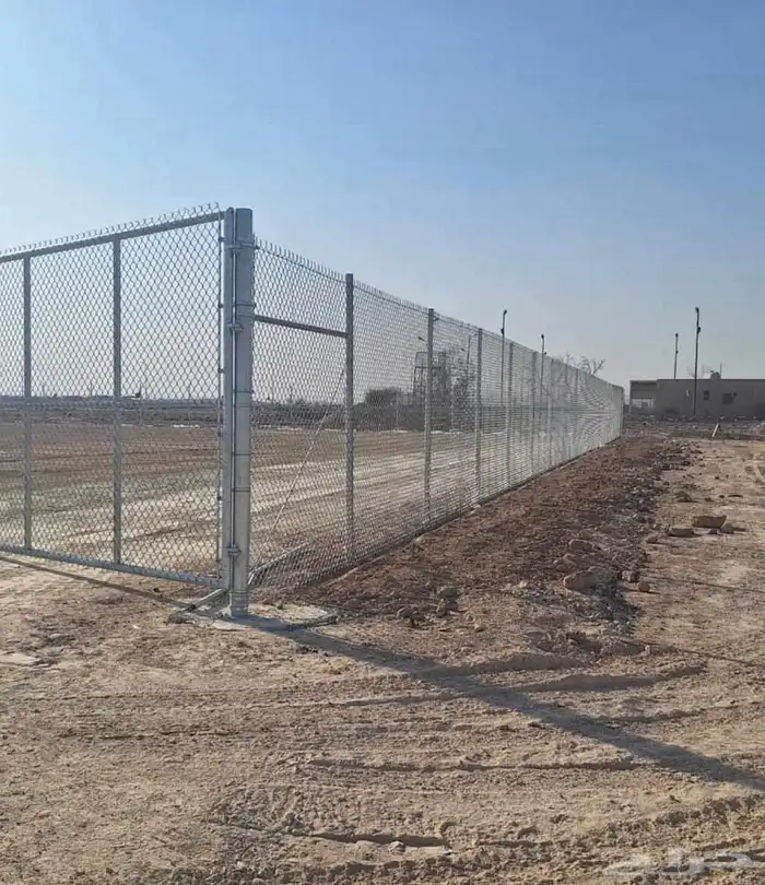 توريد وتركيب جميع انواع الشبوك والملاعب والمظلات 0