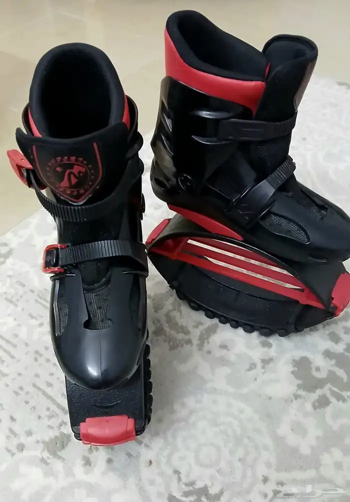 حذاء القفز الرياضي 0